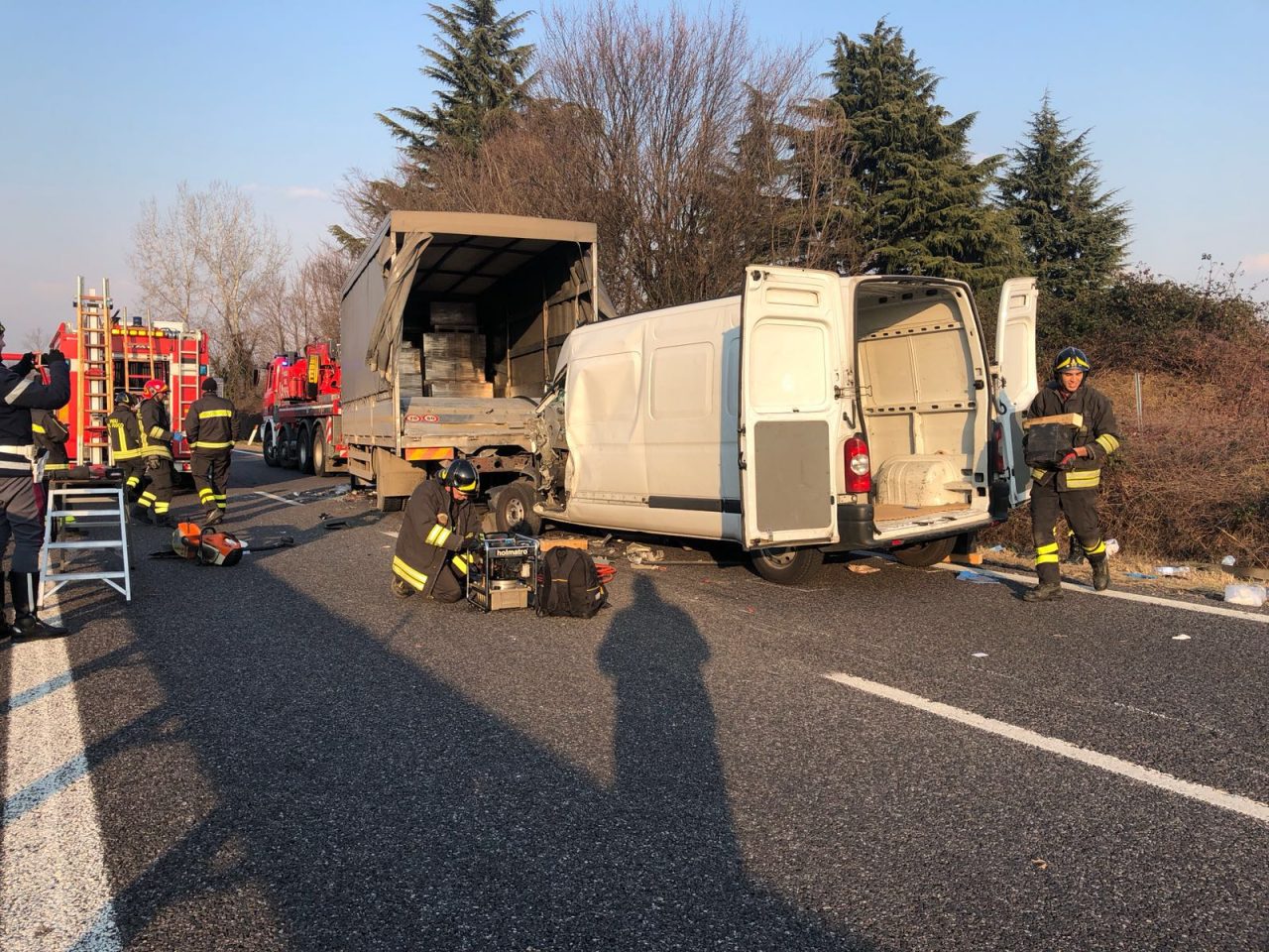 Manovra azzardata in Valassina: rintracciato  e denunciato un camionista