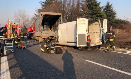 Manovra azzardata in Valassina: rintracciato  e denunciato un camionista
