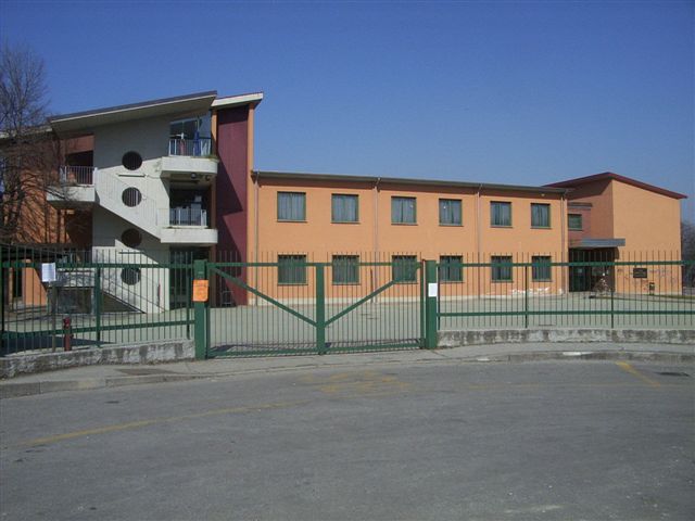 Riscaldamento rotto scuola chiusa per freddo