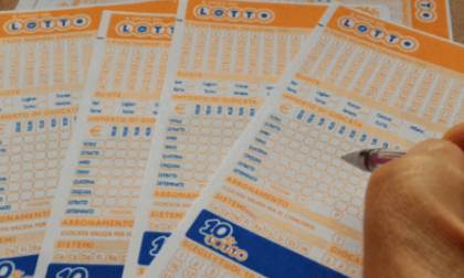 Centra un terno al Lotto e vince quasi 120mila euro