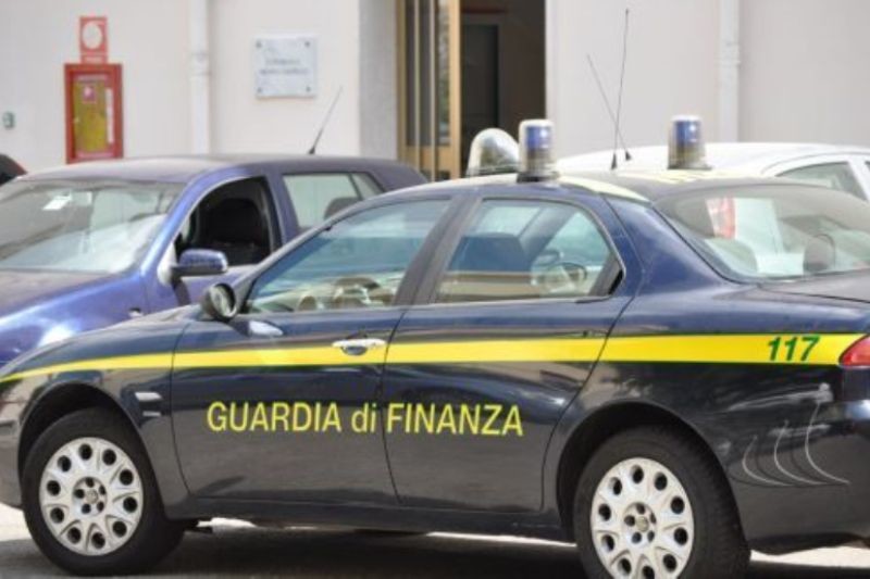 Frode milionaria, arrestato l’ex magistrato Gerardo Perillo