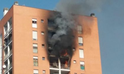 Morto 13enne intossicato nell’incendio a Milano