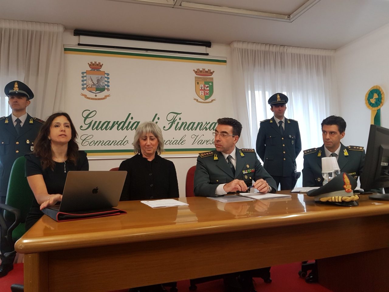 Operazione Hydra, truffe a Stato e aziende per 7 milioni e mezzo di euro