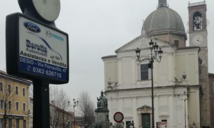 L'orologio del campanile della Basilica non segna l'ora giusta, il prevosto: "Ci sono problemi più urgenti"