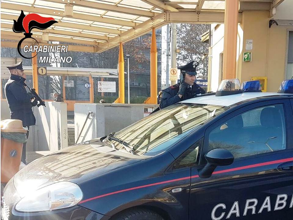 Accattoni in città, beccati cinque richiedenti asilo