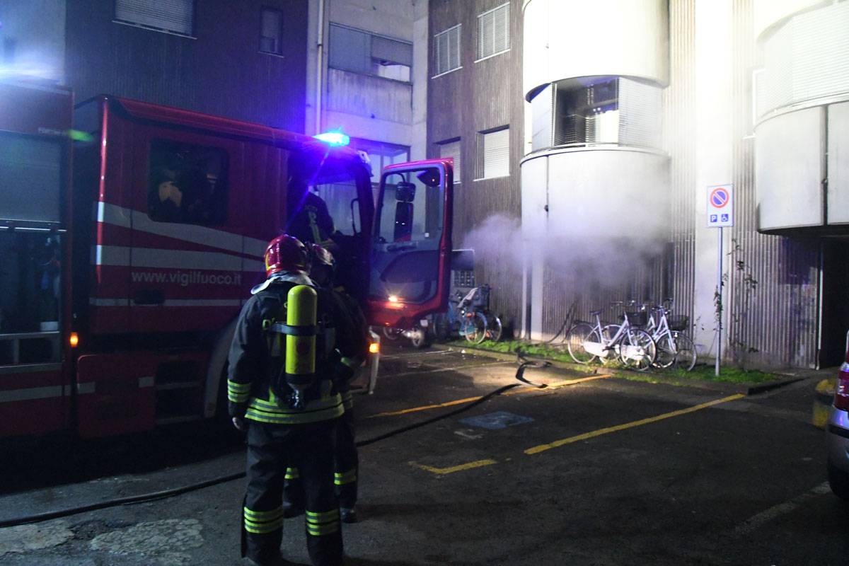 cologno-iincendio3