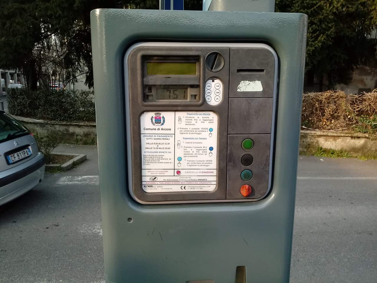 Occhio alla beffa del parcometro non aggiornato all’ora legale