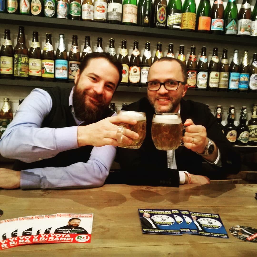 Capitanio e Rampi si sfidano davanti a una birra VIDEO