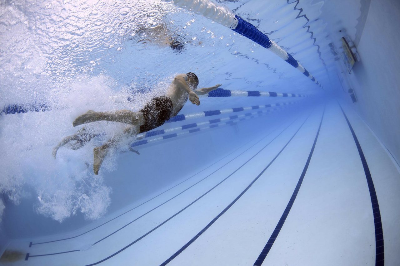 A Seregno bambini e ragazzi ad agosto entrano gratis in piscina