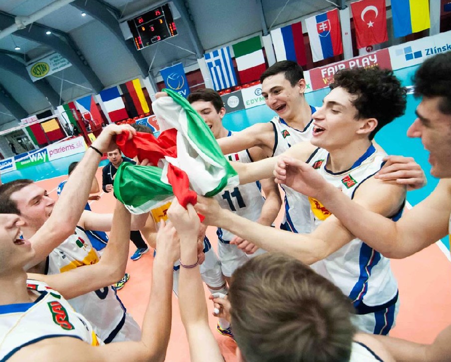 Campione a 17 anni, conquista il bronzo agli Europei di volley