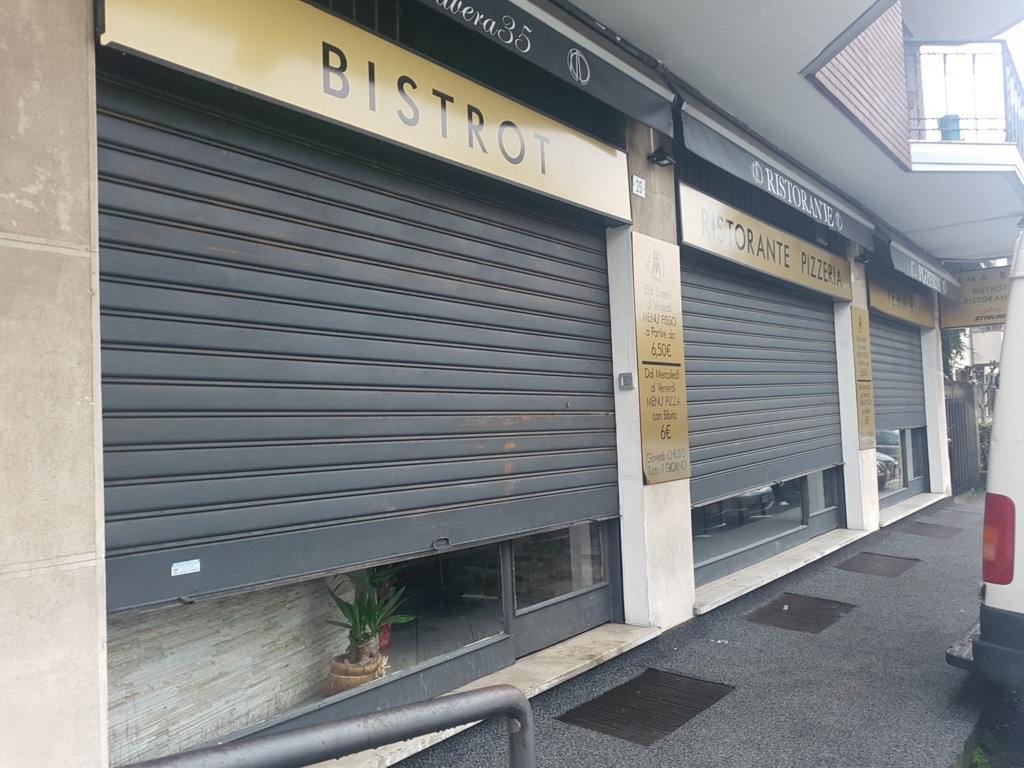 Incendio in pizzeria a Giussano