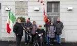 Presidio Anpi al campo 62 del cimitero di Monza il 25 aprile