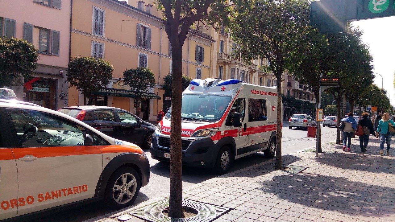 Malore in farmacia, 58enne finisce in ospedale