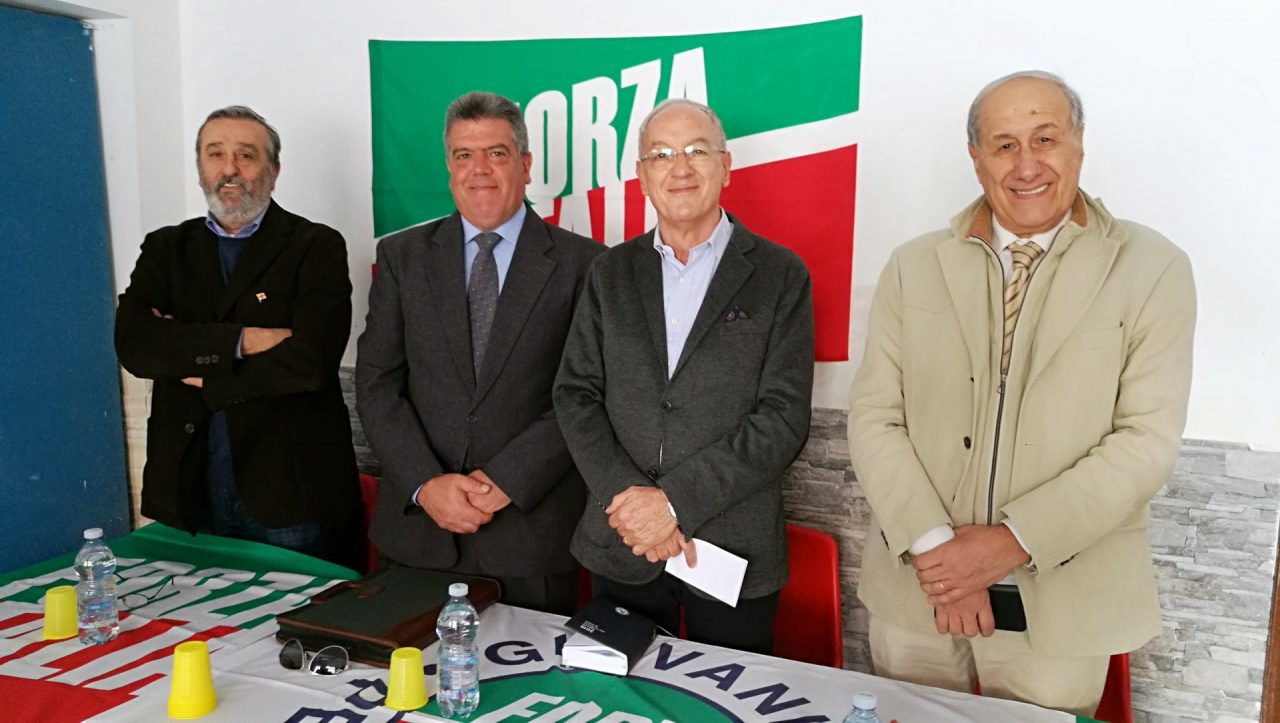 A Nova Milanese il centrodestra vuole un sindaco con le stellette