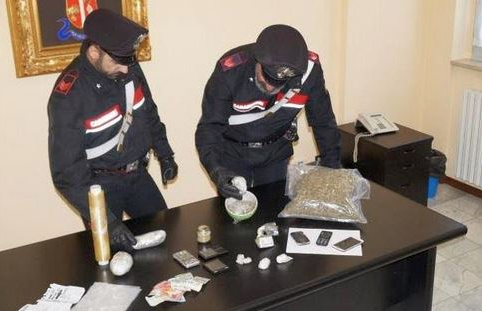 Giovane fermato sulla Valassina: aveva un kg di marijuana