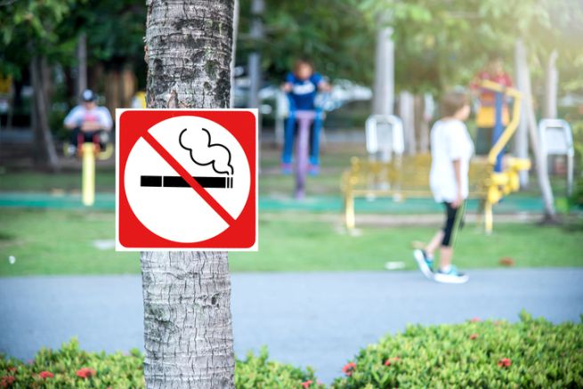 A Vimercate il sindaco vieta il fumo nei parchi