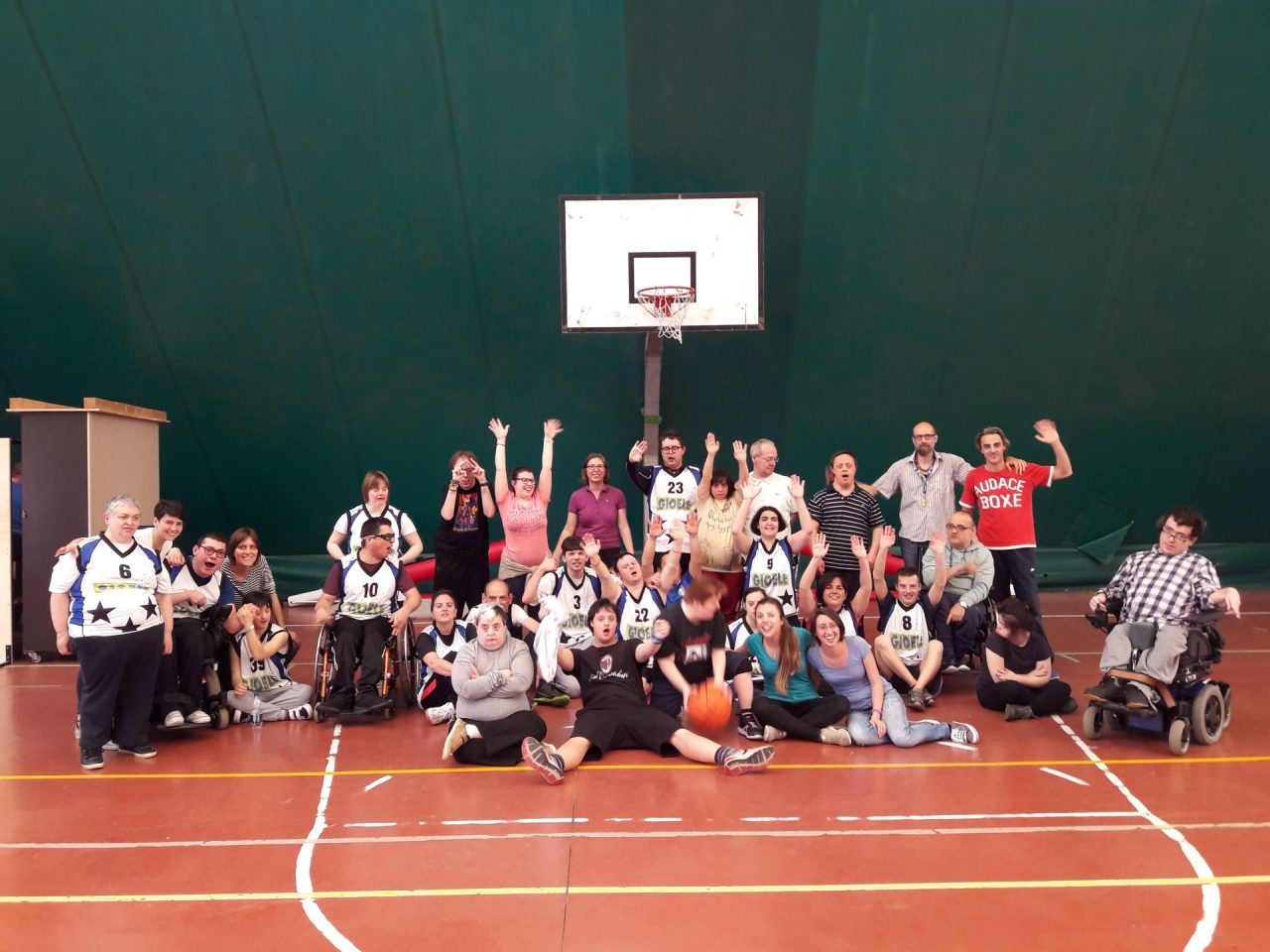 A Macherio la finale di basket “Tira e ammira”