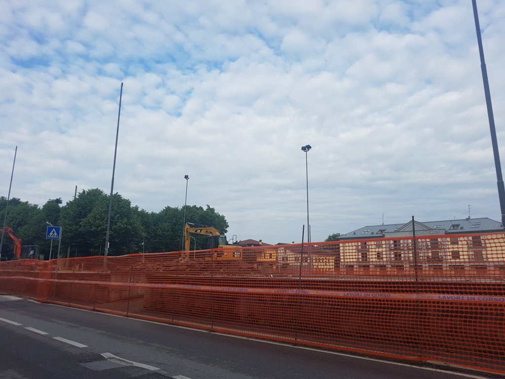 Lavori in corso in piazza Repubblica, per realizzare il parco urbano