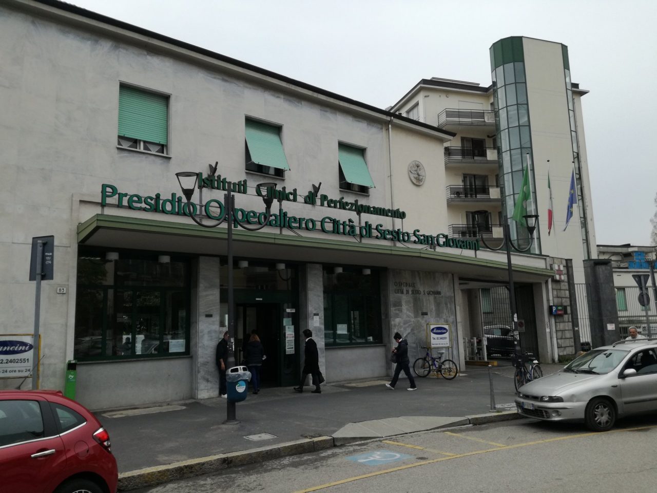 Bimbo nasce paralizzato: cinque medici a processo