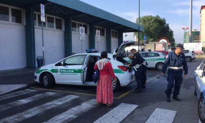 Giovane aggredito e rapinato in stazione, delinquente arrestato dai vigili