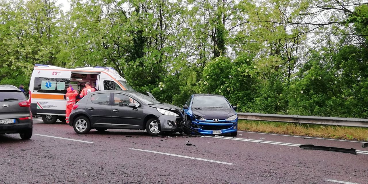 Carnate, incidente al termine della tangenziale