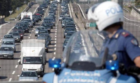 Traffico bloccato in A4 dopo l’uscita di Cavenago