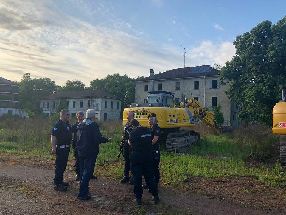 Pugno duro contro i clandestini: sgomberata la ex Casa delle aste