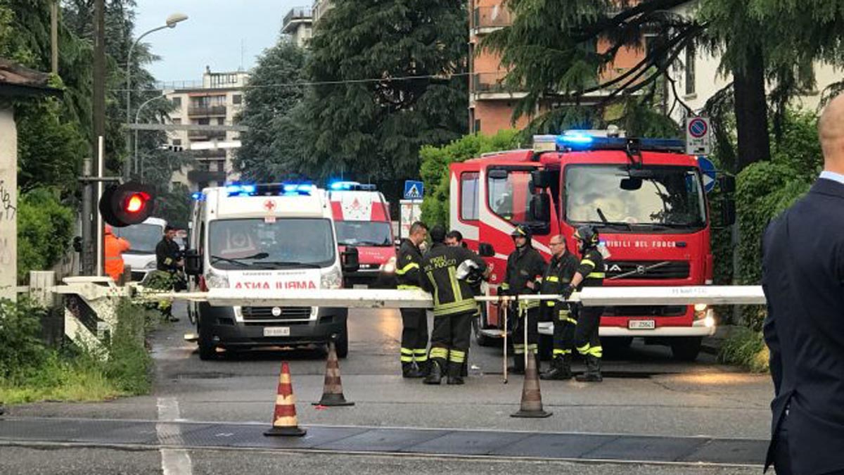 Monza travolto dal treno al passaggio a livello muore un 67enne