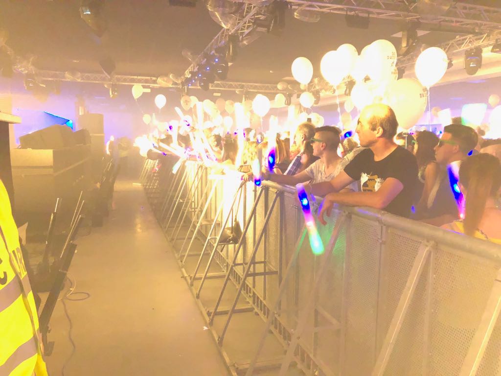 Il Maestro del mixer Gigi D’Agostino incanta al Polaris VIDEO