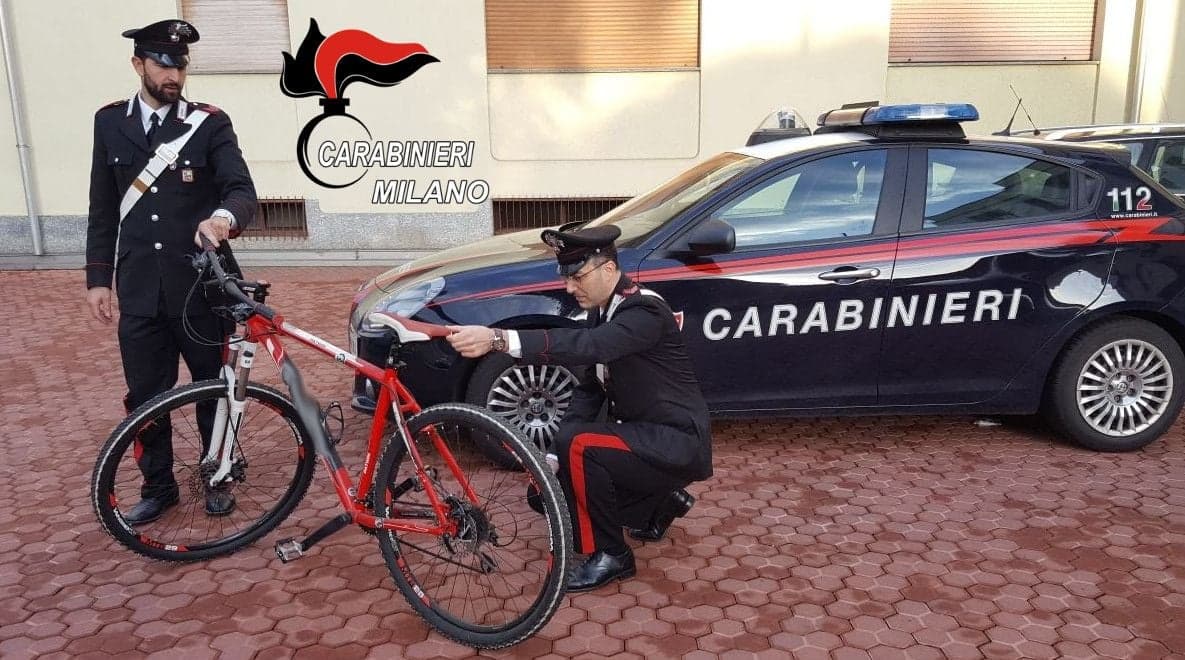 Ladro di bicicletta finisce in manette