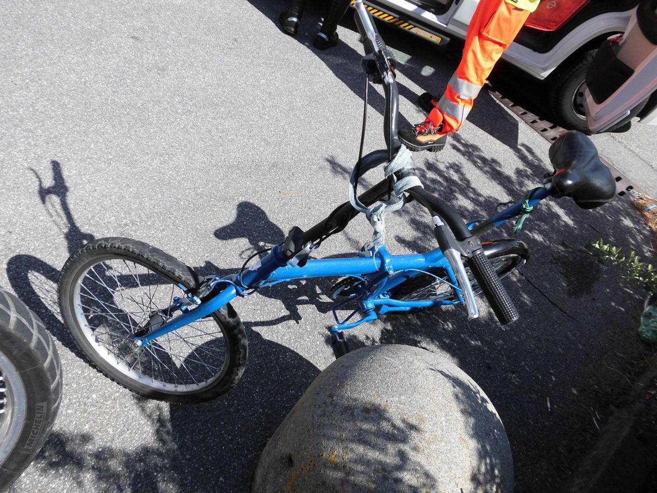 Ciclisti, una domenica nera: sei feriti