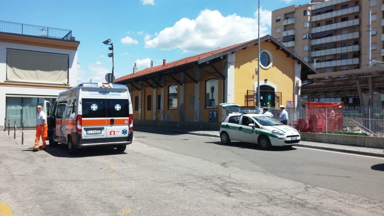 Scappa dall’ospedale e dà di nuovo in escandescenza: bloccato dalla Polizia Locale