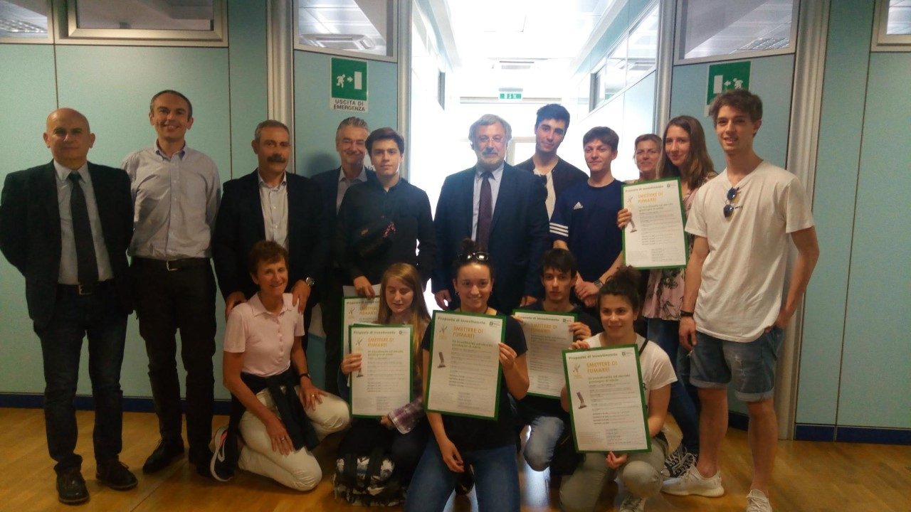 Con le sigarette non è solo la salute ad andare in fumo