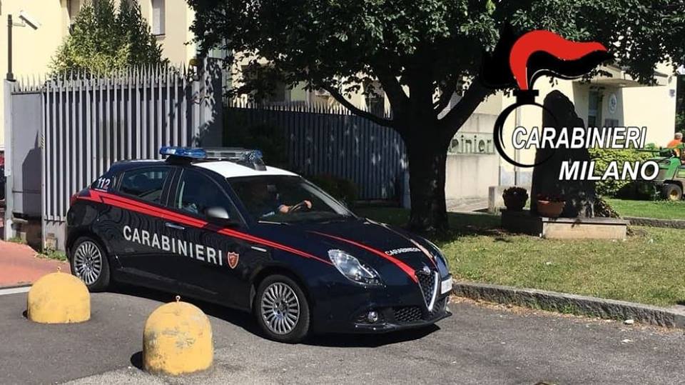 In caserma per denunciare lo smarrimento dei documenti, arrestato