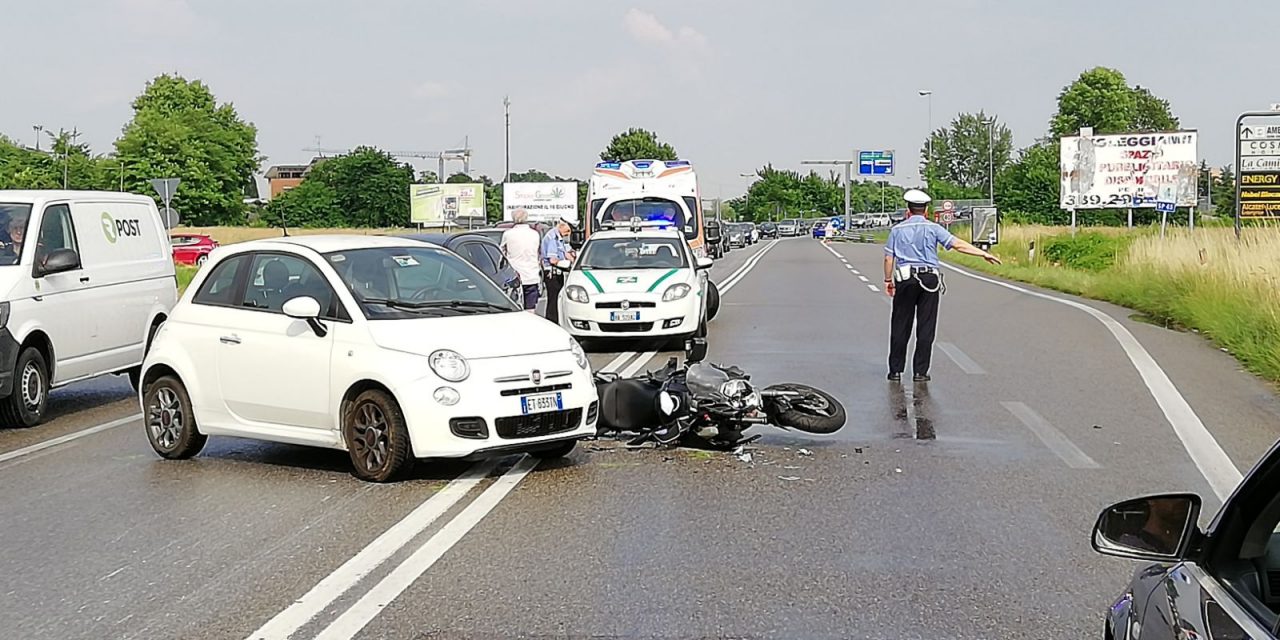 Centauro investito, attimi di paura sul Pagani