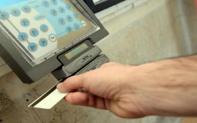 Furbetti del cartellino lavori extra in nero durante orario di lavoro