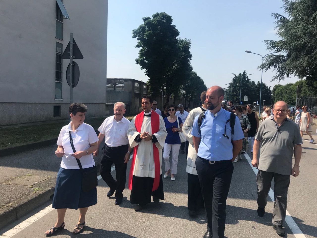 La prima messa del Cardinale di Agrate LE FOTO DEL CORTEO