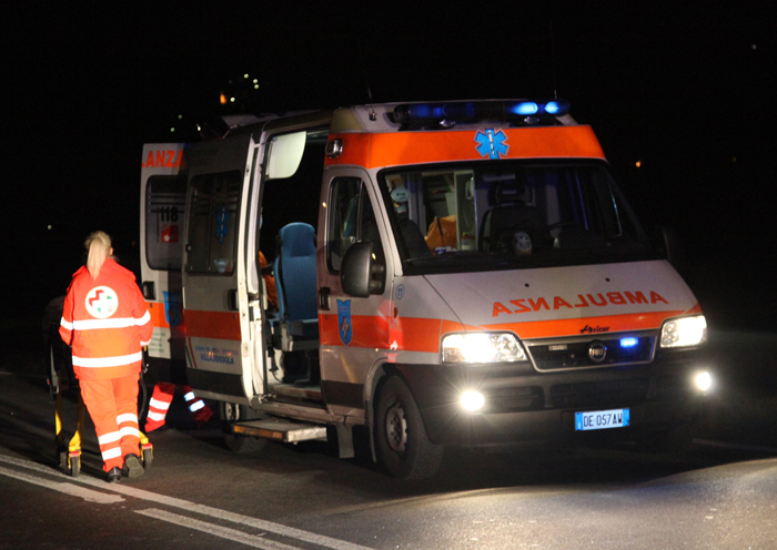 Malore a Limbiate per un bambino di 1 anno SIRENE DI NOTTE