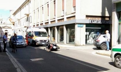 Motociclista 34enne si schianta in via Manzoni