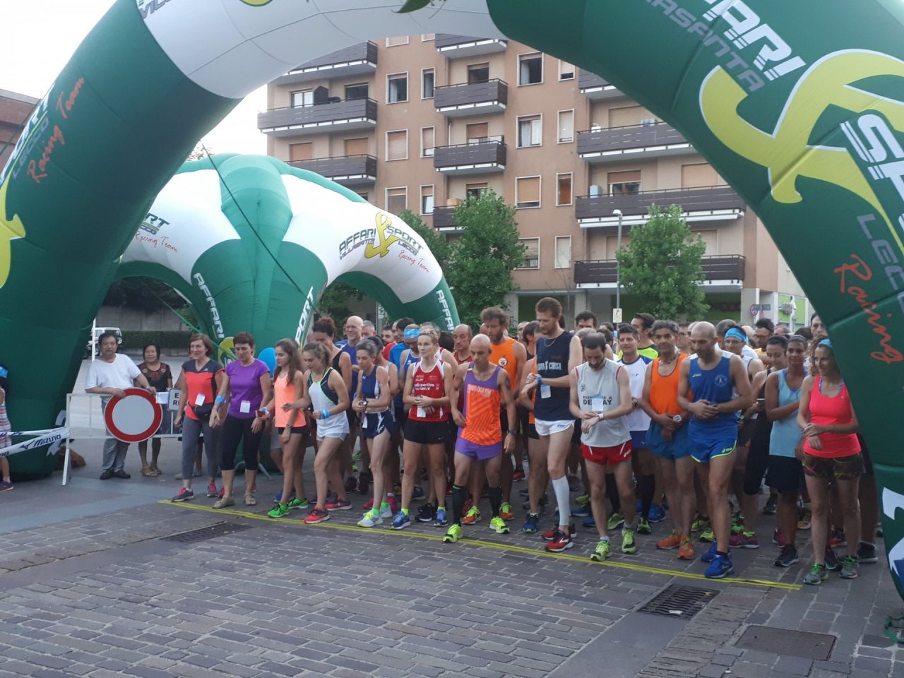 Grande successo per la Stravillasanta by night FOTO