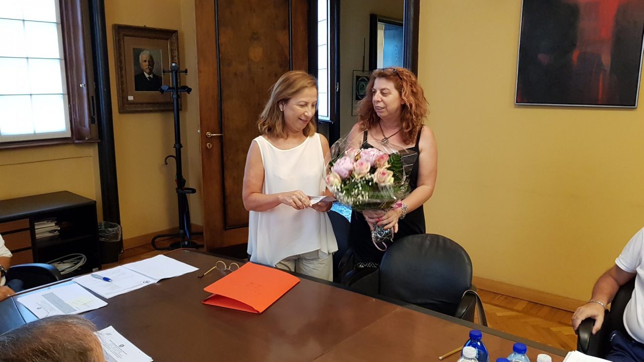 Villasanta, l’omaggio della Giunta alla preside Natalizi Baldi