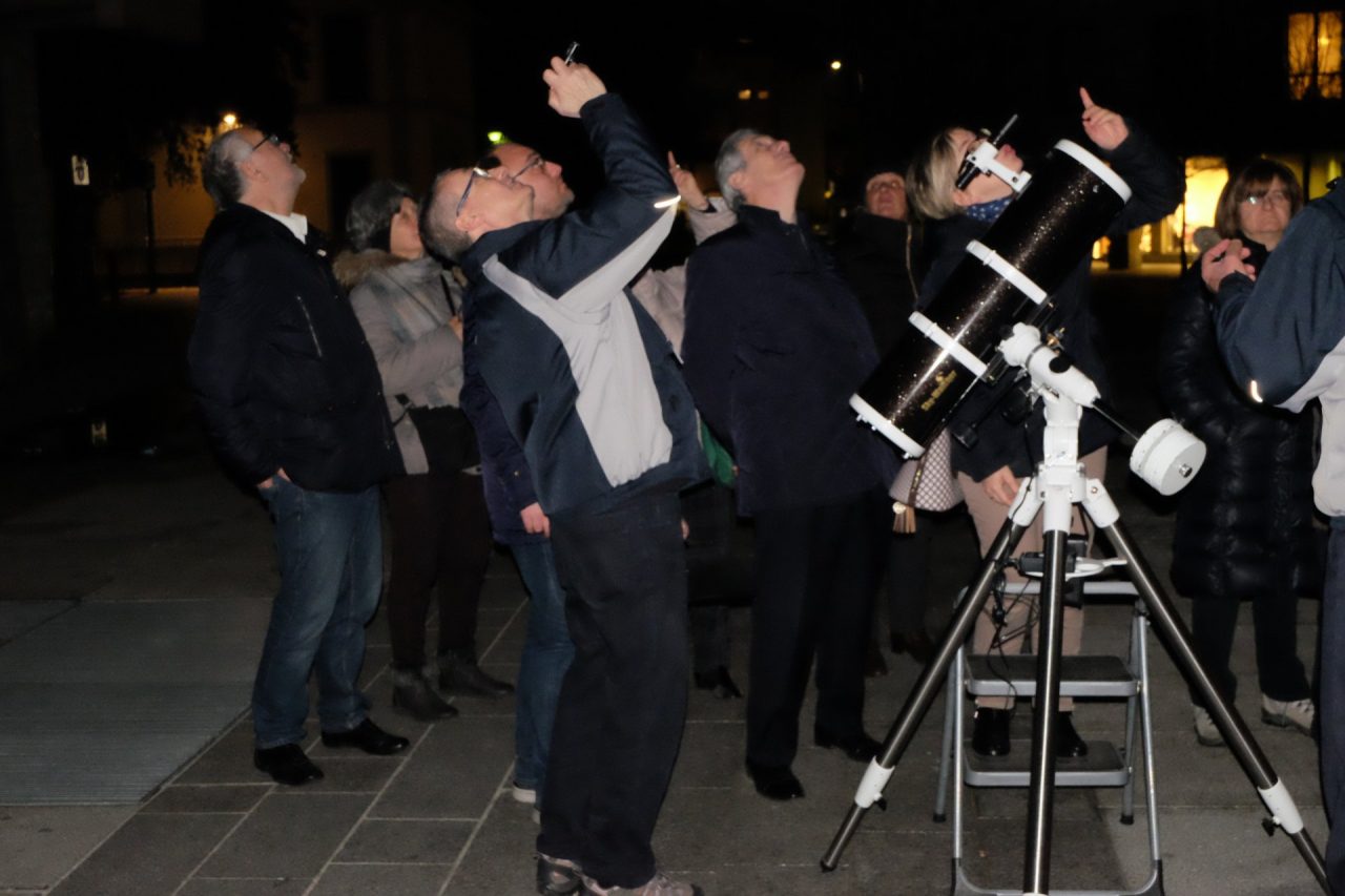 Tutti a guardare l’eclissi di luna con il gruppo Astrofili di Villasanta