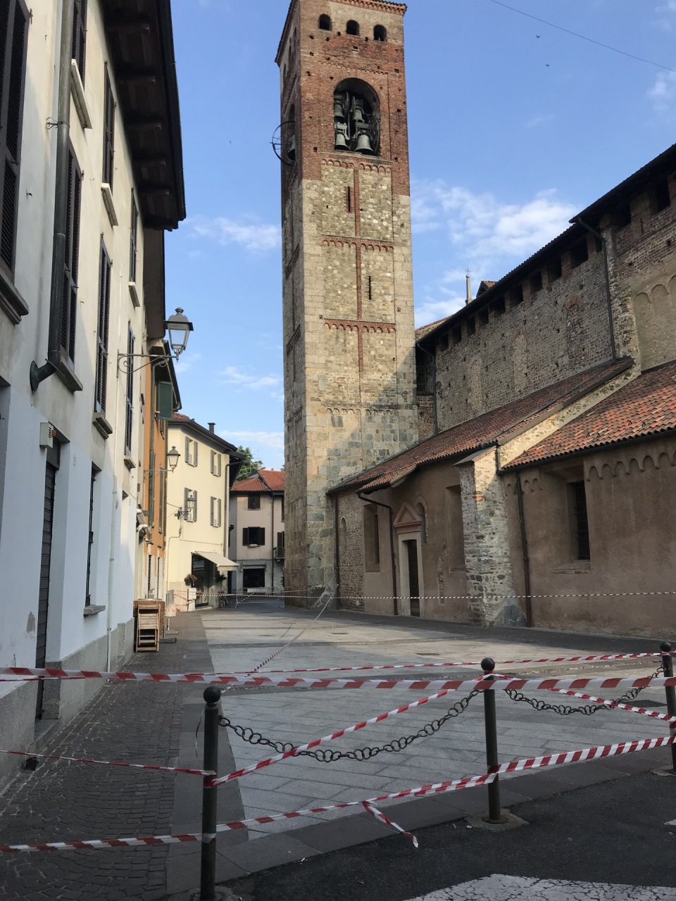 “La campana non rischia di cadere”, riaperta la strada