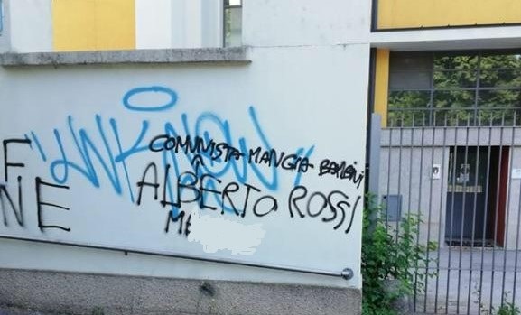 Allo stadio di Seregno scritta con insulti contro il sindaco Rossi