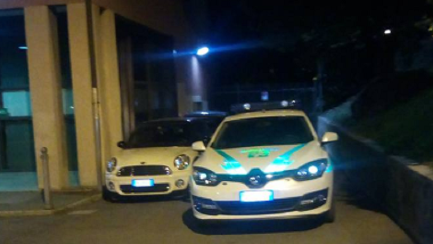 Fermato sulla Regina con un tasso alcolemico sette volte superiore alla norma