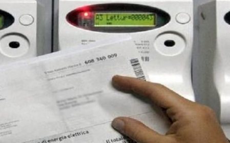 Caro elettricità, Confcommercio Lombardia lancia l’allarme: rischio stangata da 1 miliardo e mezzo