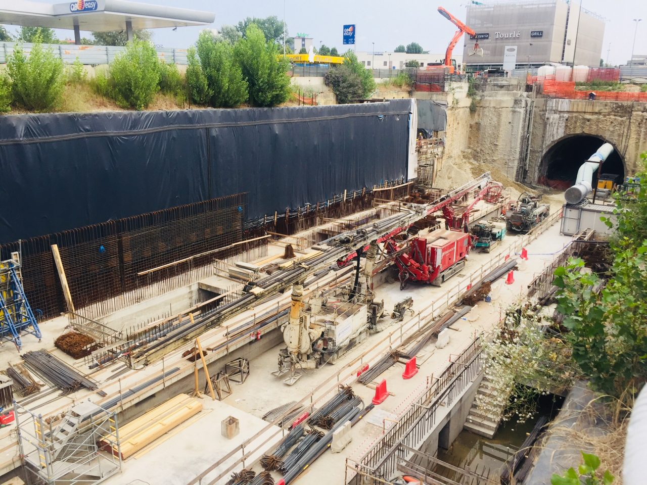Prolungamento metro: il cantiere procede velocemente