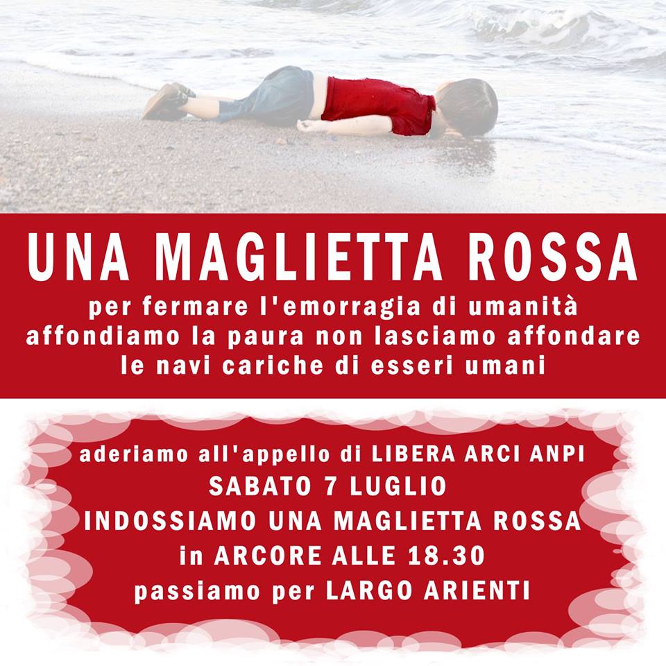 Una maglietta rossa per favorire l’accoglienza