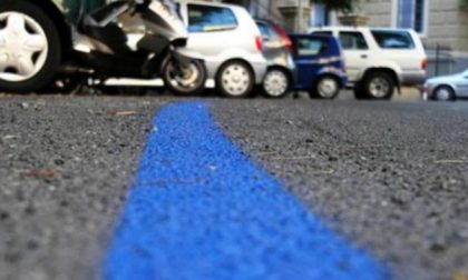 Monza: da lunedì 11 gennaio tornano strisce blu, disco orario e divieti per pulizia strade