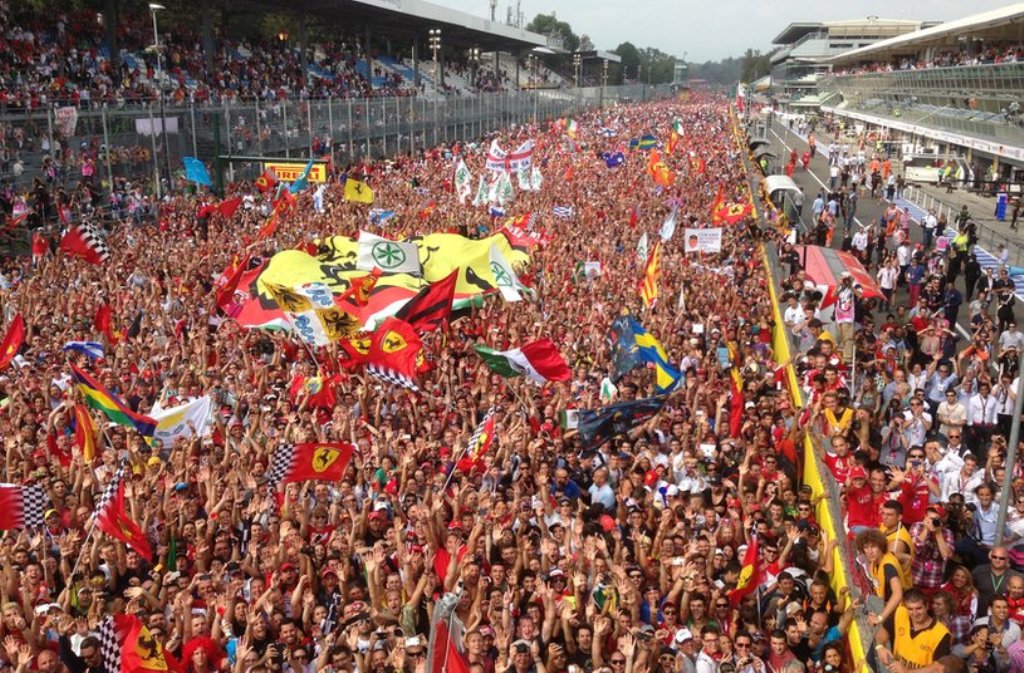 Formula 1, biglietti in vendita ma solo con Green pass